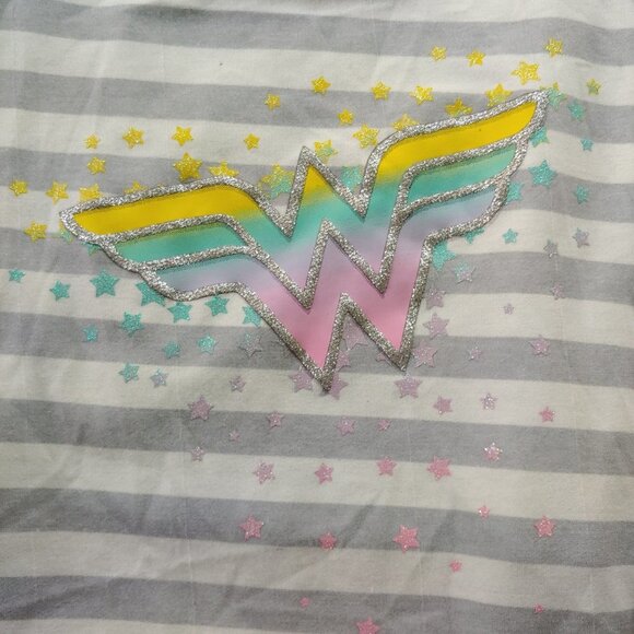 2 piece Gray Stripe Wonder Woman Dress  6/6X - Picture 2 of 3